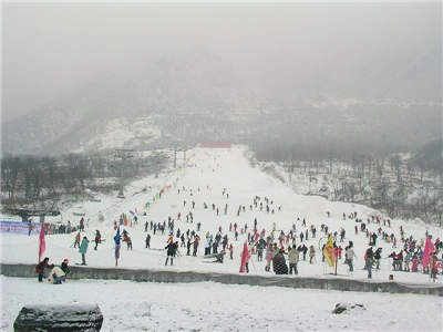 西嶺雪山